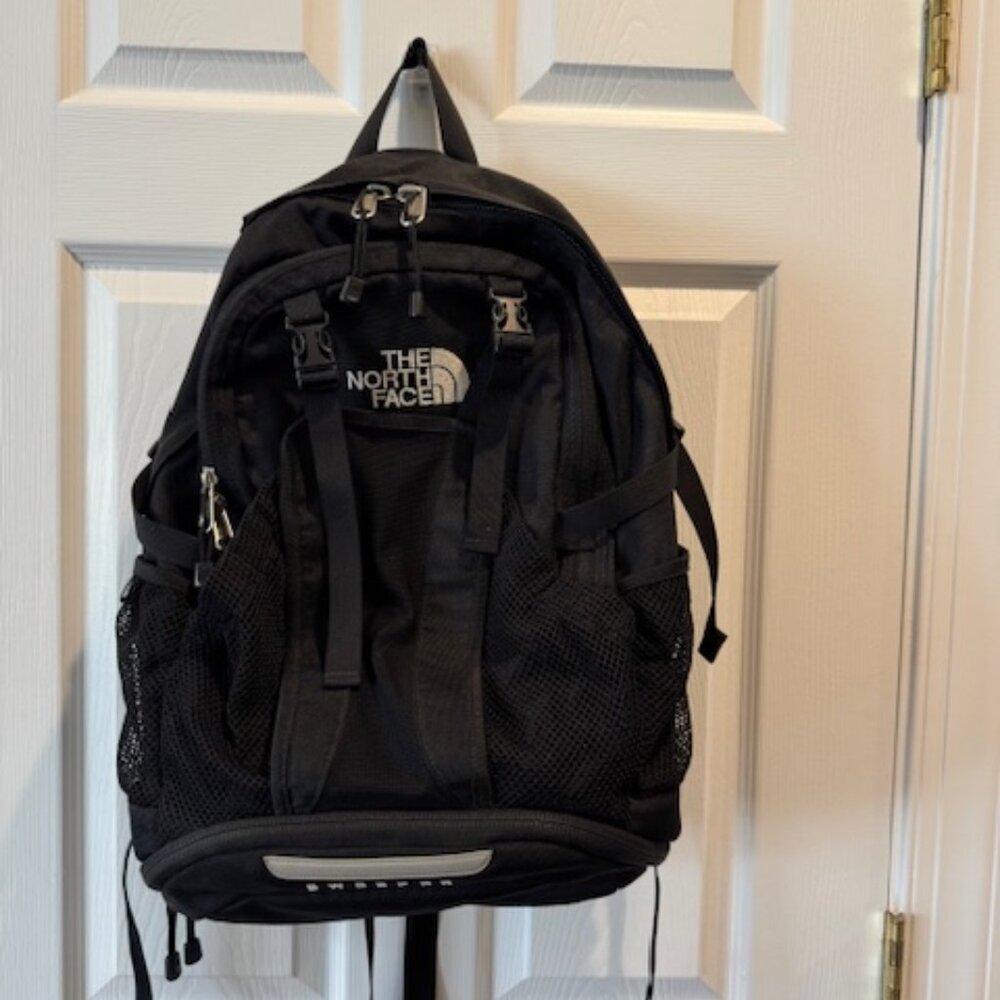 North Face Sweeper Backpack - MINT CONDITION